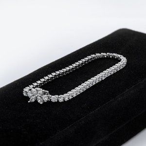 Tiffany & Co. Victoria Tennis Bracelet Large